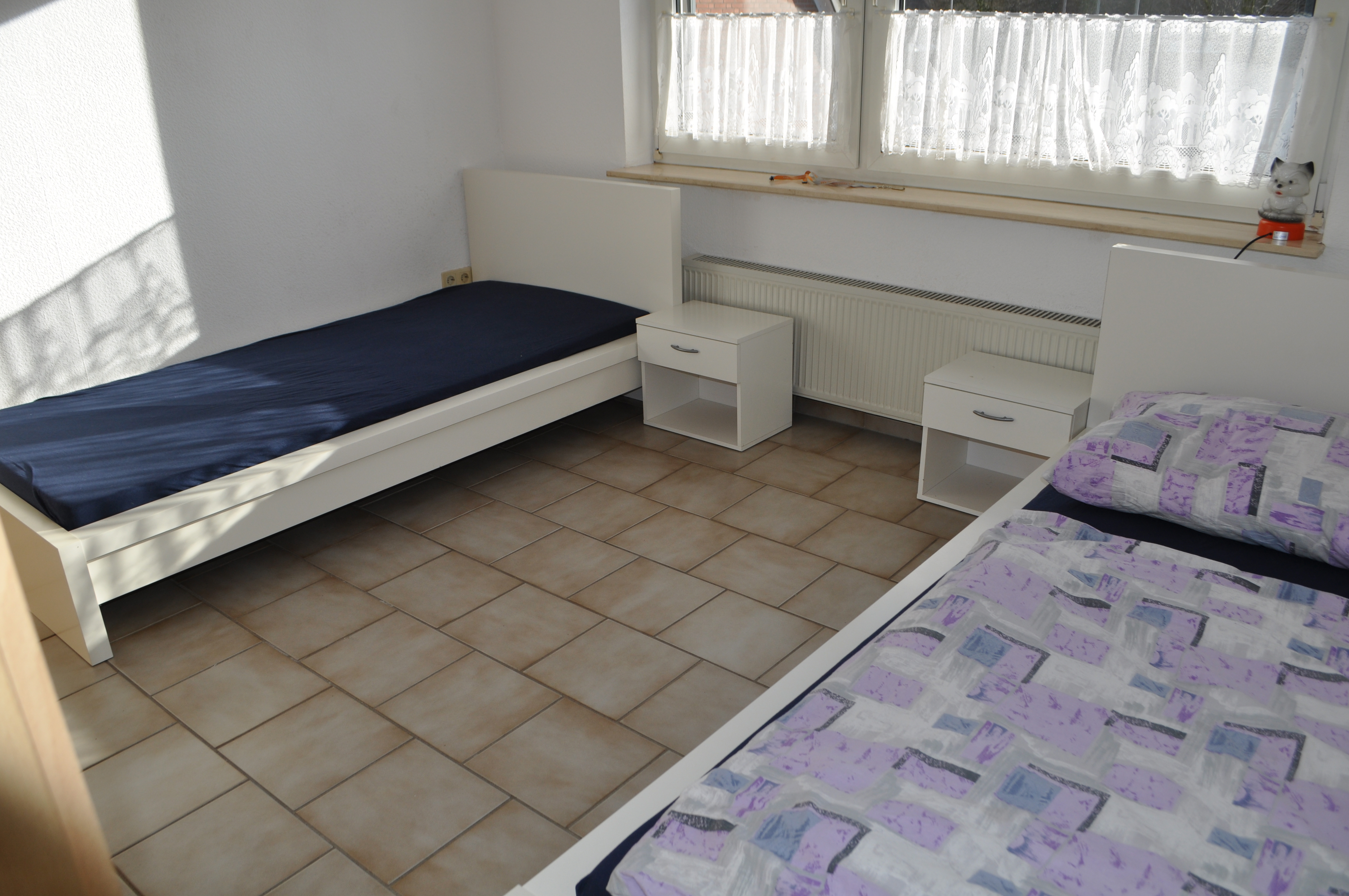 Monteurwohnung - PLZ 48703 (Deutschland) - Nischenzimmer - Monteurzimmer-Borken -- 8 Einzelbetten in 4 DZ. 2 Bäder