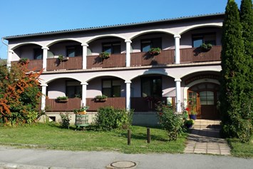 Monteurzimmer: Arbeiterzimmer in Podersdorf am See - Bioweingut & Gästehaus Linde Steiner
