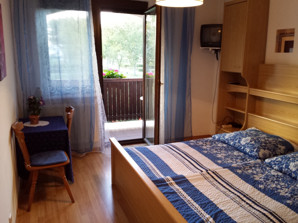 Monteurzimmer: Zimmer für Monteure und Handwerker - Bioweingut & Gästehaus Linde Steiner