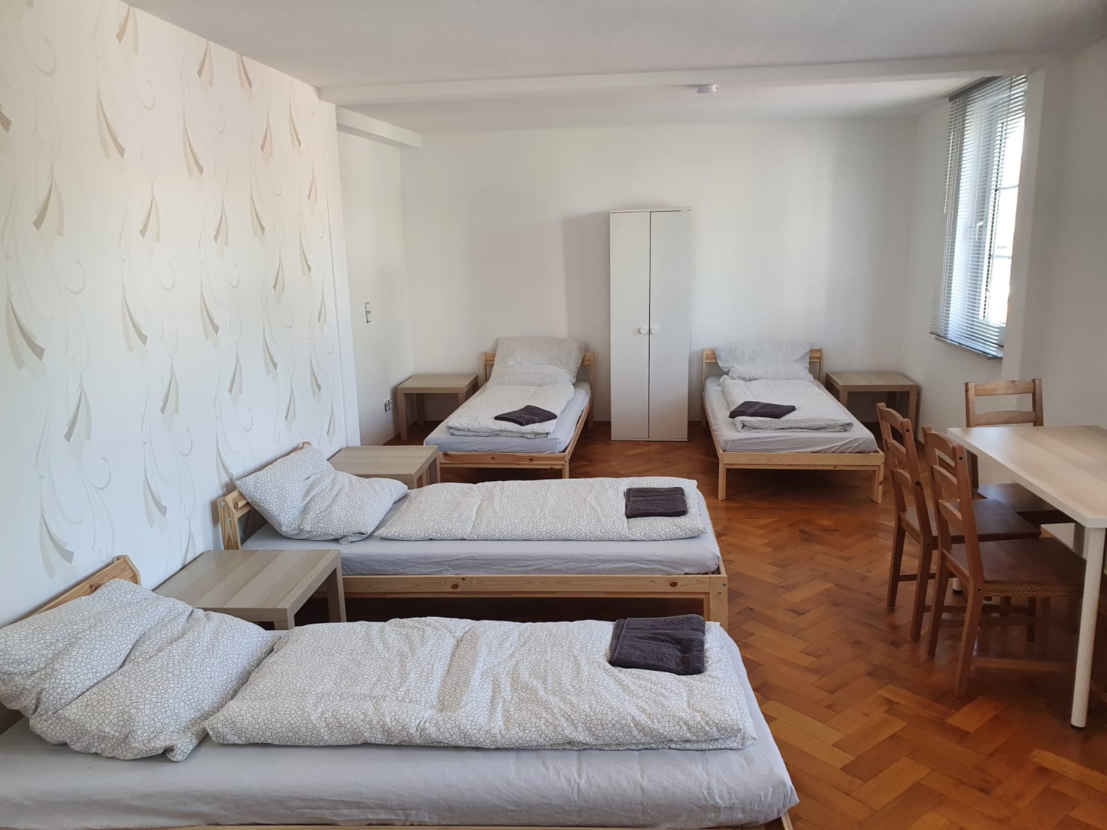Monteurwohnung - Zimmertyp: Mehrbettzimmer - Hessen - Monteurzimmer Silbersee Sonne bis zu 16 Personen