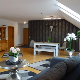 Monteurzimmer: Essgelegenheit - Großes Appartement in Niedersachsen Nähe Göttingen, für bis 5 Personen geeignet