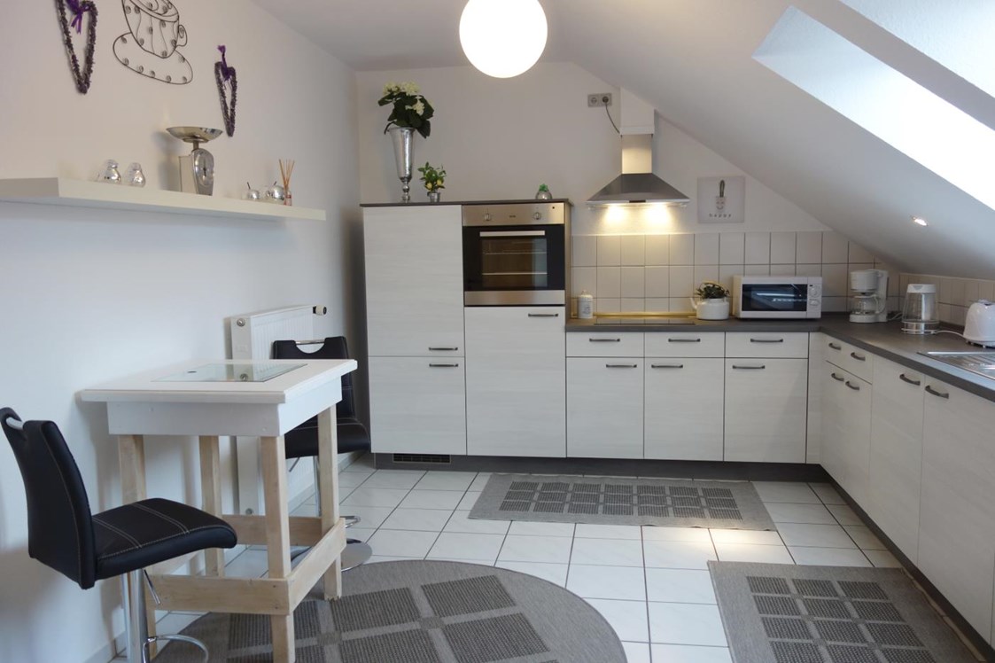 Monteurzimmer: Einbauküche - Großes Appartement in Niedersachsen Nähe Göttingen, für bis 5 Personen geeignet