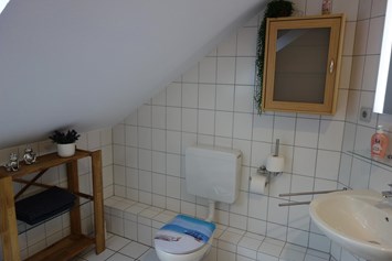 Monteurzimmer: Badezimmer voll ausgestattet - Großes Appartement in Niedersachsen Nähe Göttingen, für bis 5 Personen geeignet