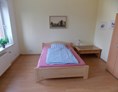 Monteurzimmer: Monteur Zimmer 1 mit einem 1,4 m Bett - Monteurzimmer-Hehlen