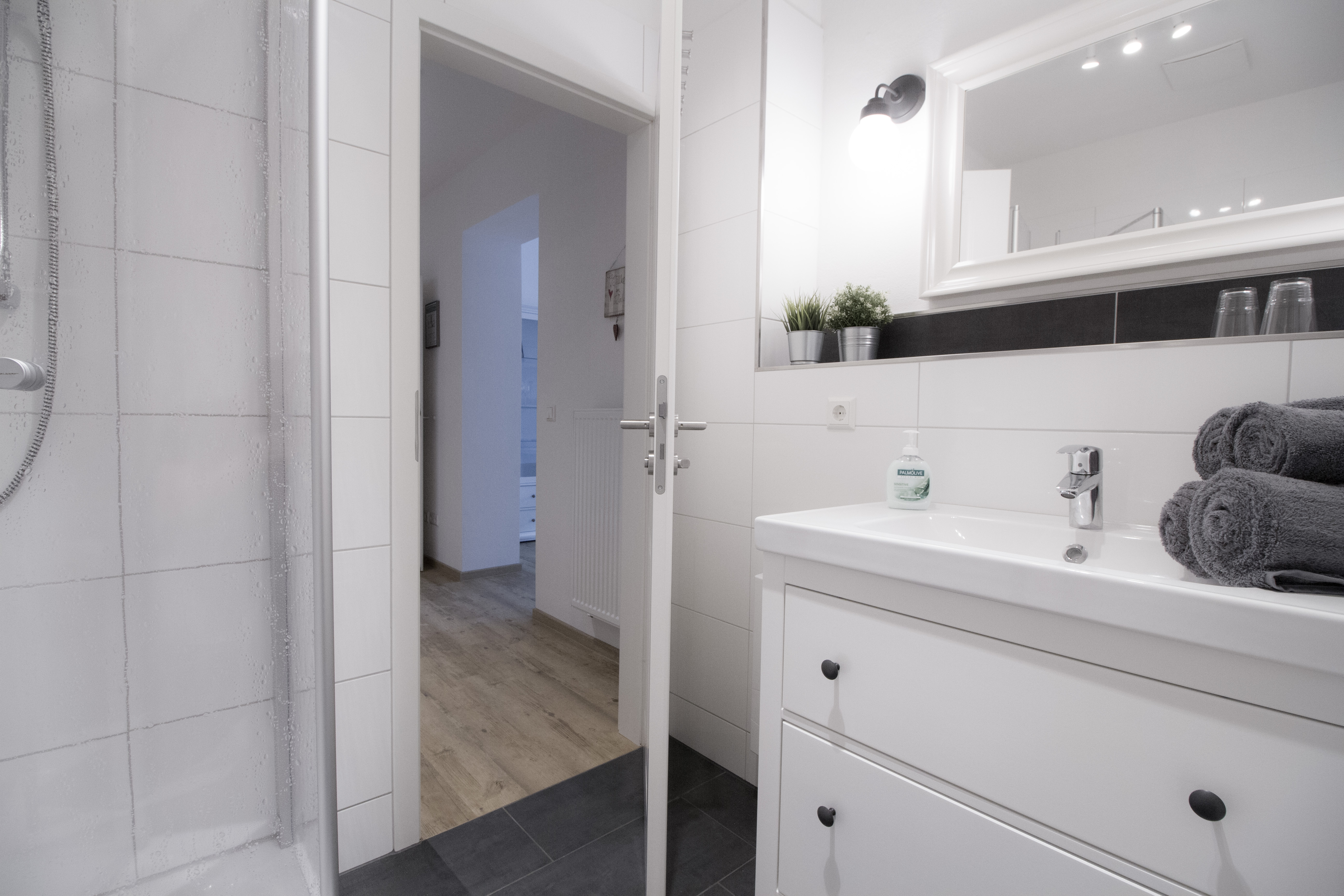 Monteurwohnung - Kühlschrank - Sachsen-Anhalt - Bad - FeWo EULE 