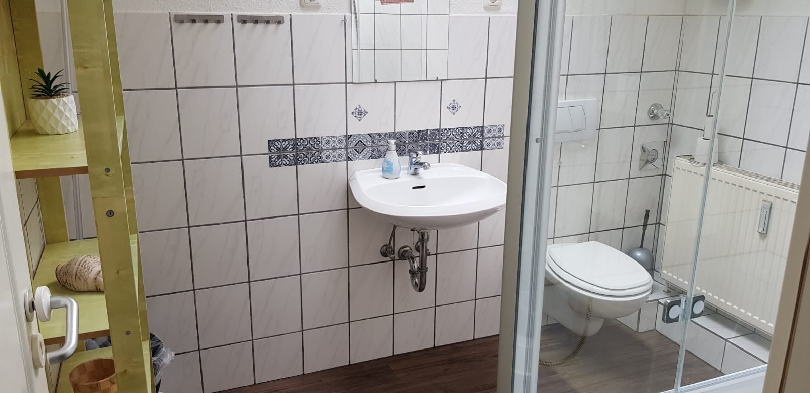 Monteurzimmer: Bad - Zum alten Landrat