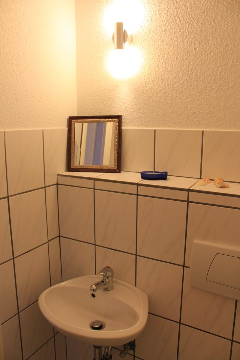 Monteurzimmer: Ferienwohnung Zum alten Landrat WC - Zum alten Landrat