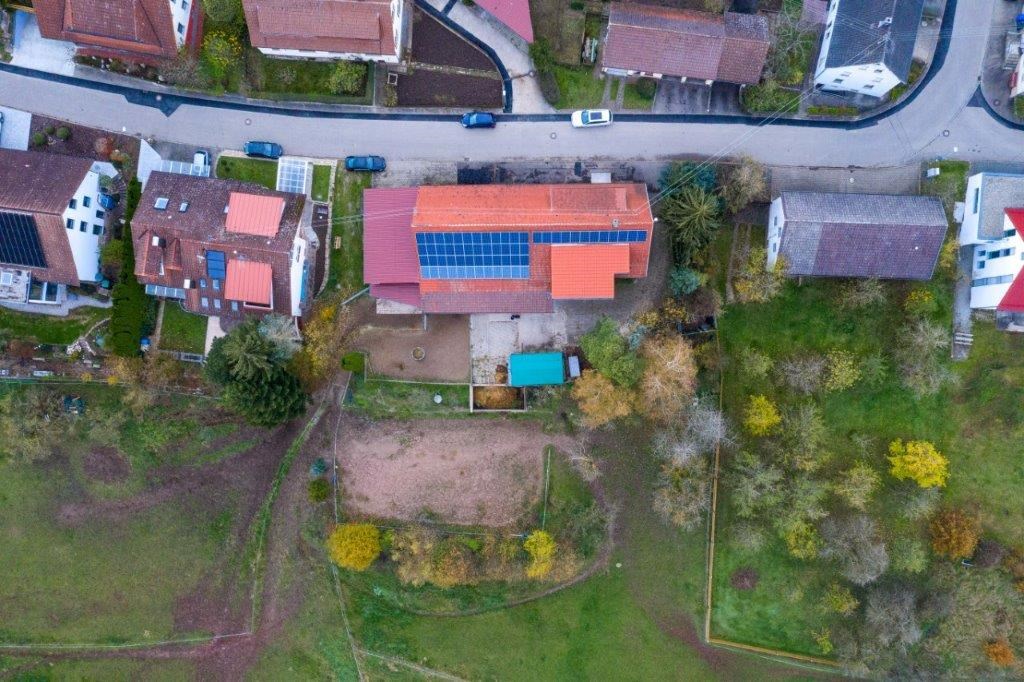 Monteurwohnung - Küche: eigene Küche - Schwäbische Alb - Das Anwesen - Familie Köder 