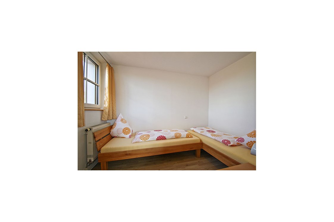 Monteurzimmer: Weiteres Schlafzimmer für Monteure - Ferienwohnungen und Apartments Zunhammer