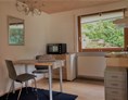 Monteurzimmer: Einzelzimmer mit Küchenzeile - Mainhardter Wald Haus Geiger