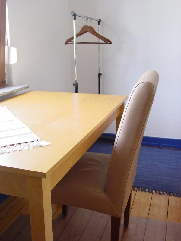 Monteurwohnung - WLAN - Wiesbaden - Möbliertes Zimmer in Hattersheim (zwischen Frankfurt/Main und Wiesbaden)  