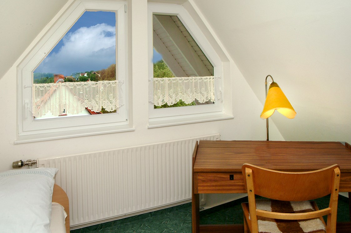 Monteurzimmer: das hübsche Dachzimmer - Haus Templin in Osterode am Harz