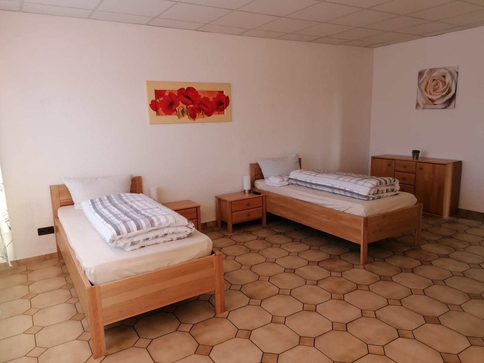 Monteurwohnung - Kleinostheim - Gäste &Monteurzimmer 1 - Gäste & Monteurzimmer Am Rotkäppchenwald