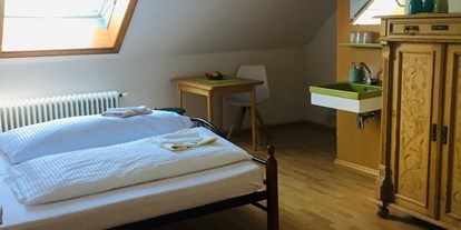 Monteurwohnung - Böllen - Sauberes Drei-Bett-Zimmer