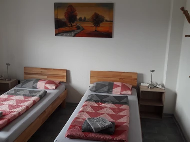 Monteurzimmer: Fewo Marienburg-Flieden
