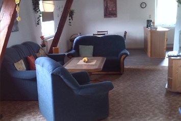 Monteurzimmer: Wir vermieten eine 83 qm große Ferienwohnung. Übernachtung pro Person 18 Euro 