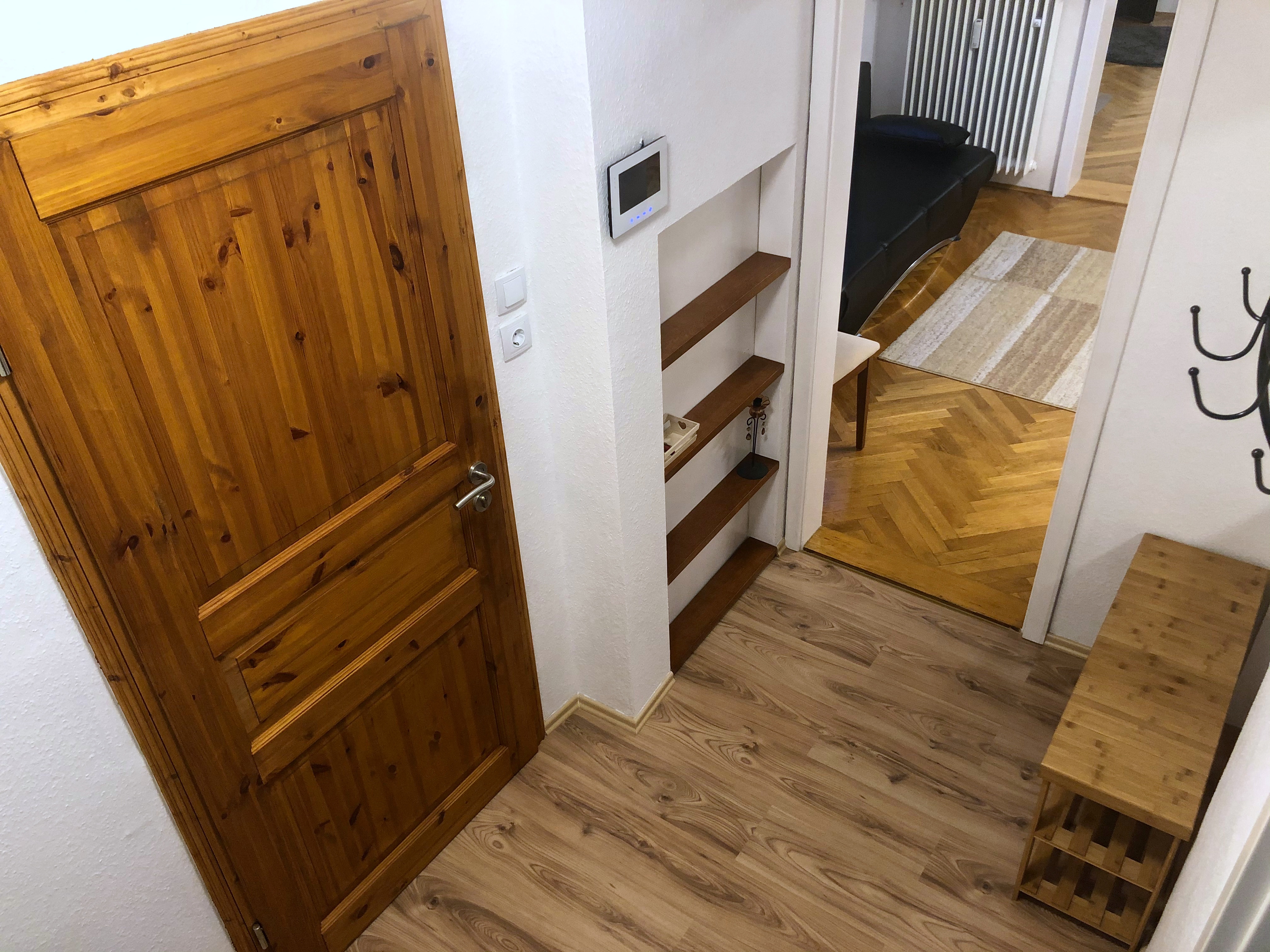 Monteurwohnung - PLZ 33335 (Deutschland) - Flur - Monteurwohnung mit zwei Schlafzimmern und Einzelbetten