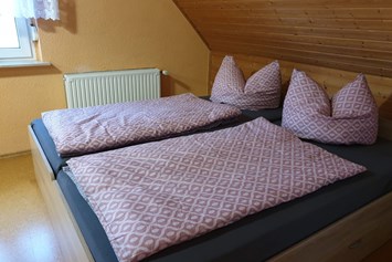 Monteurzimmer: Schlafzimmer - Betten auch einzeln stellbar - Torsten Seifert