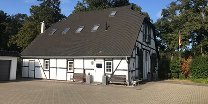 Monteurwohnung - Kühlschrank - Nienhagen (Landkreis Rostock) - Komfortable Monteurwohnungen für bis zu zehn Personen
