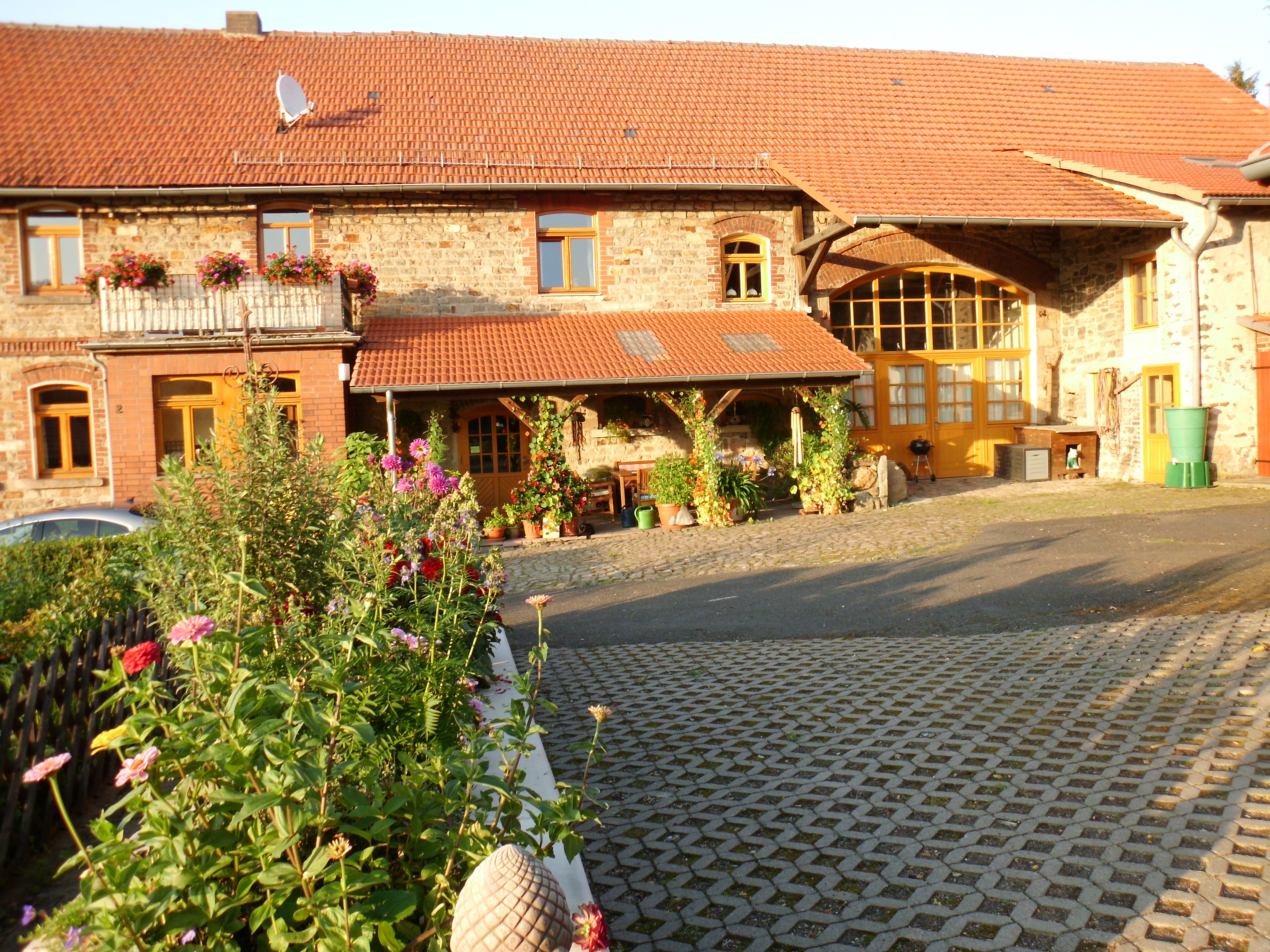 Monteurzimmer: Außenansicht - TOP-Ferienwohnung für Monteure nähe Kassel (A7)