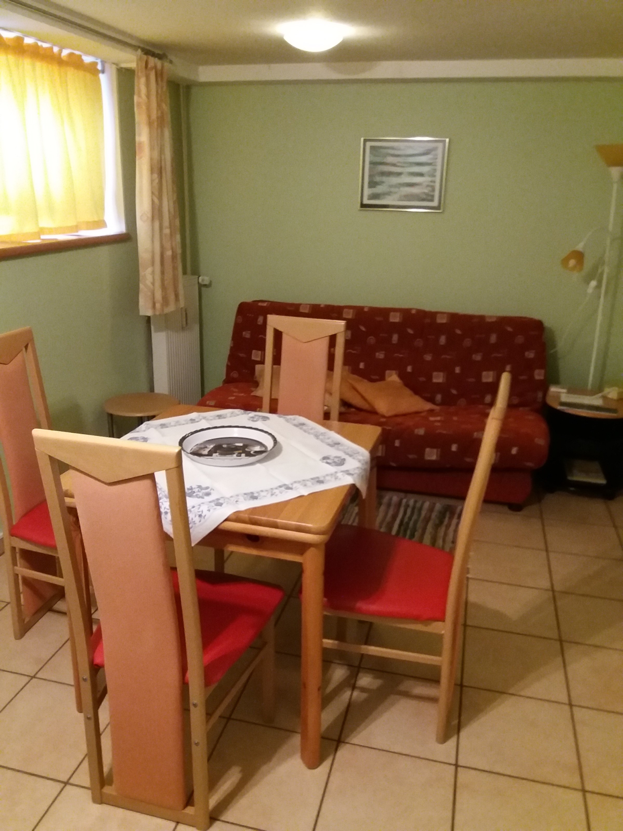 Monteurwohnung - Dülmen - Esstisch - Ferienwohnung " Zum Eichhörnchen"