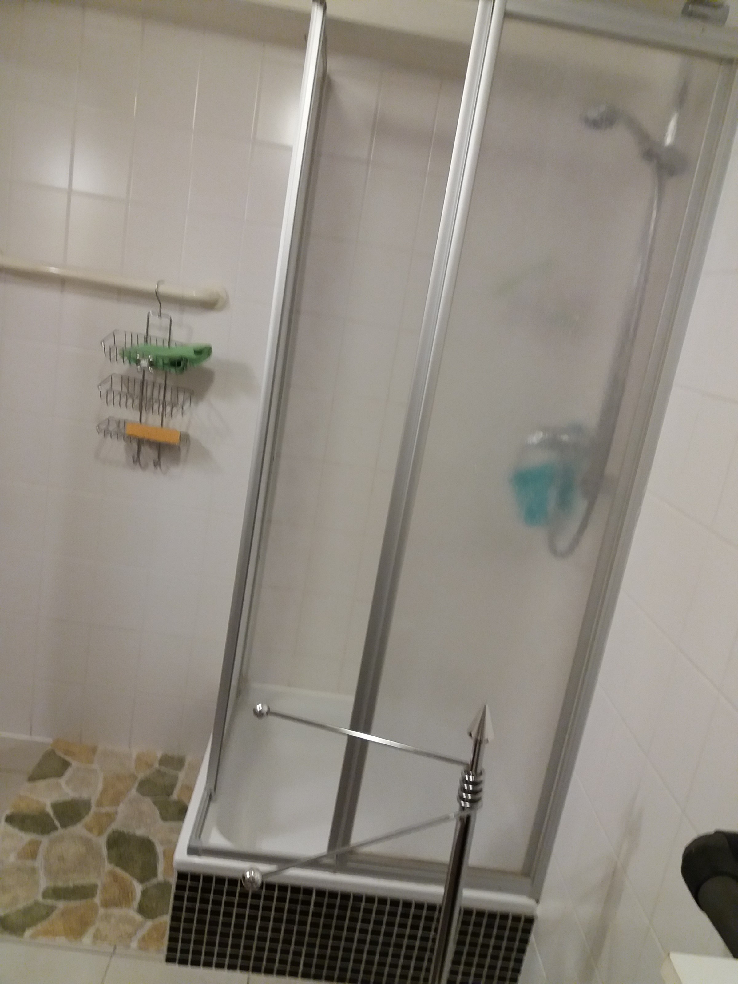 Monteurwohnung - Dülmen - Badezimmer mit Dusche - Ferienwohnung " Zum Eichhörnchen"