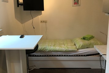Monteurzimmer: Andere Schlafgelegenheit des Appartments - Schlehenweg 