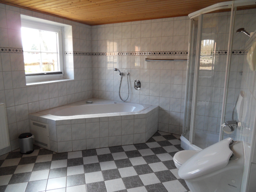 Monteurwohnung - WLAN - Flusslandschaft Elbe - Bad - Zimmer u. Wohnungen für Handwerker u. Monteure 9 km östlich von Lüneburg