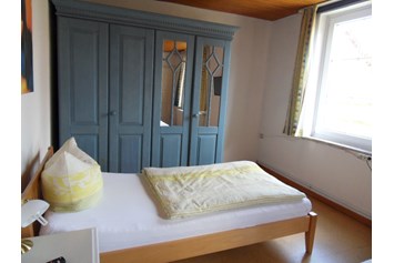 Monteurzimmer: Einzelzimmer Zustellbett möglich - Zimmer u. Wohnungen für Handwerker u. Monteure 9 km östlich von Lüneburg