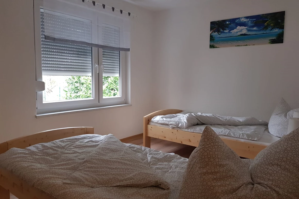 Monteurzimmer: Monteurzimmer Ferienwohnung A7 ab speak polish