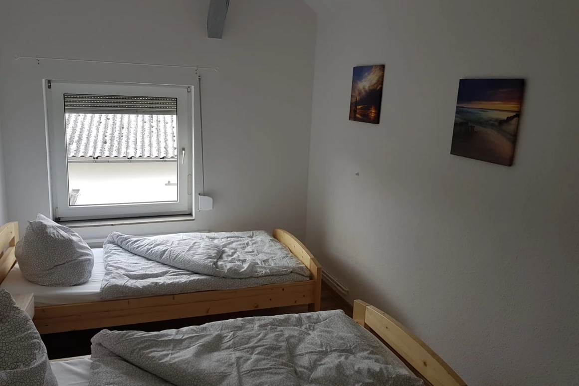Monteurzimmer: Monteurzimmer Ferienwohnung A7 ab speak polish