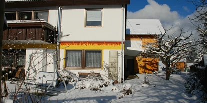 Monteurwohnung - PLZ 88348 (Deutschland) - zu jeder Jahreszeit herzlich willkommen in Bantles Parterre Ferienwohnung mit  eigenem Eingang
 - Bantles Ferienwohnung im Parterre