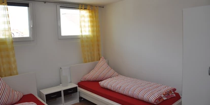 Monteurwohnung - PLZ 78315 (Deutschland) - Ein Schlafzimmer mit zwei Einzelbetten - Storchennest