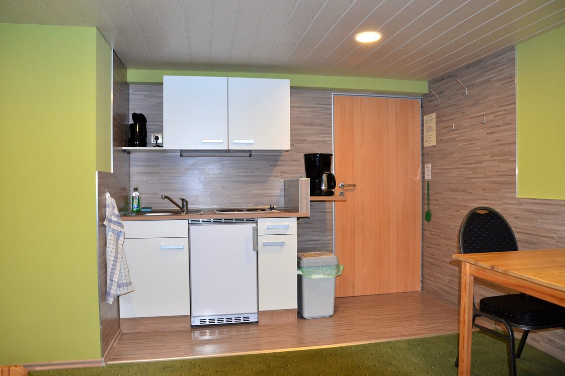 Monteurzimmer: Küche von Zimmer 1 im Soutarrain - Zimmervermietung-Velten