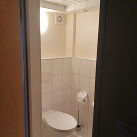 Monteurzimmer: Bad im Zimmer 1 - Zimmervermietung-Velten