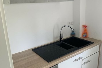 Monteurzimmer: Küche mit Geschirrspüler - Zimmer in Leonberg 