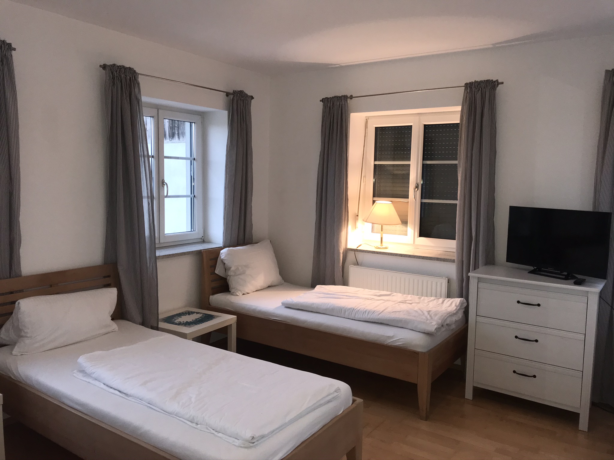 Monteurwohnung - Parkplatz: eigener Parkplatz vorhanden - Schwaben - Monteurwohnungen Innviertel