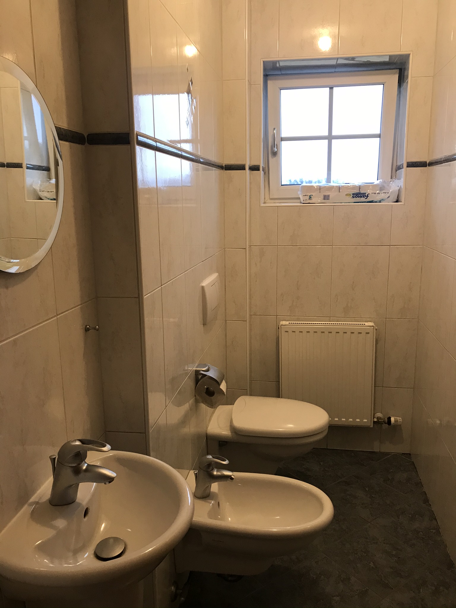 Monteurwohnung - Parkplatz: eigener Parkplatz vorhanden - Schwaben - Monteurwohnungen Innviertel