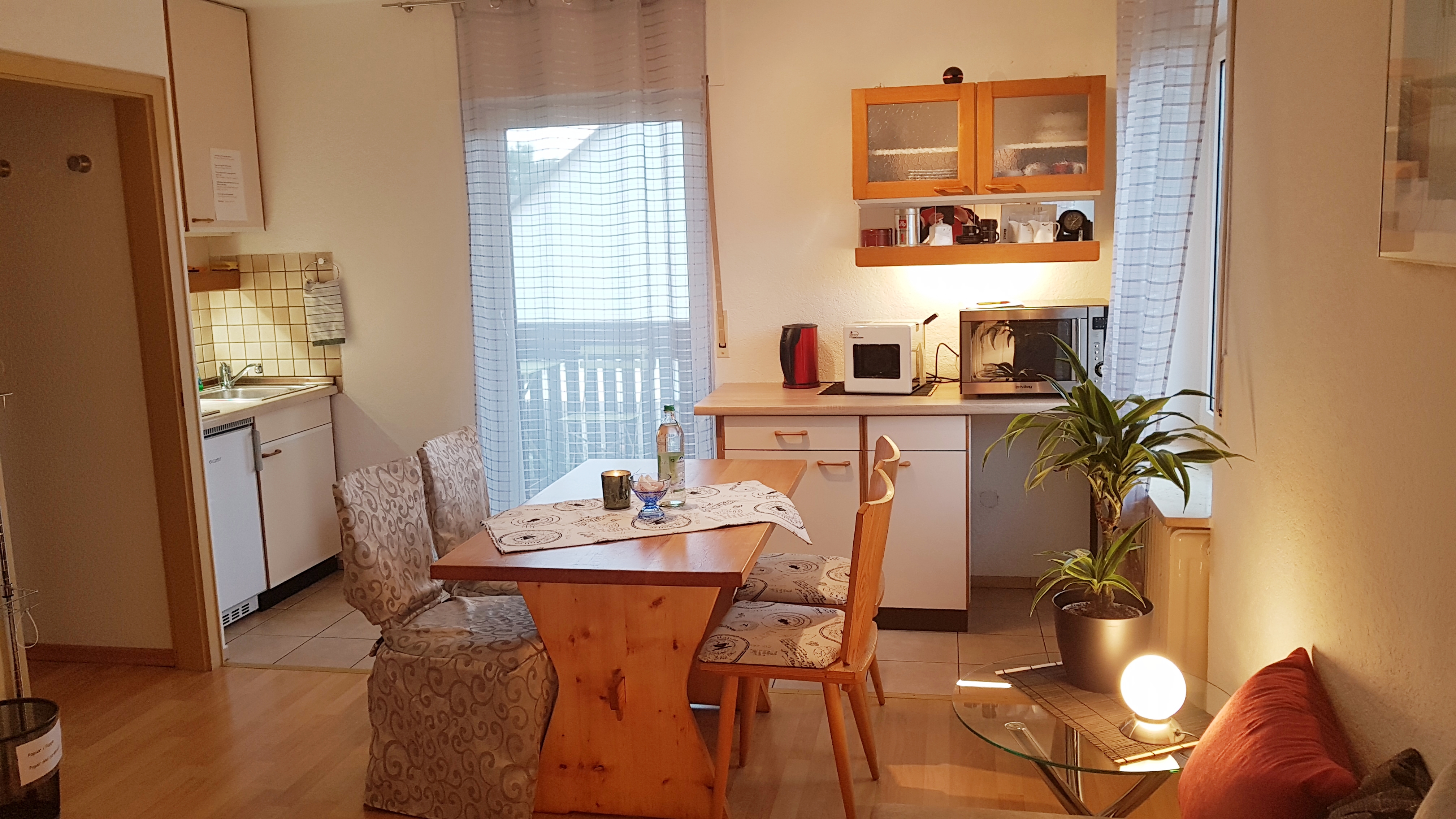 Monteurwohnung - PLZ 90475 (Deutschland) - Wohn und Essbereich - Galerie-Apartment