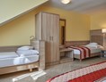 Monteurzimmer: Vierbettzimmer mit Bad ohne Küche. - Hotel Wendelstein GmbH
