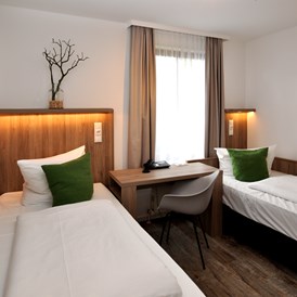Monteurzimmer: Zimmer mit 2 getrennt stehenden Betten - Hotel Perlach Allee