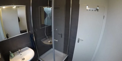 Monteurwohnung - PLZ 42697 (Deutschland) - Dusche - Monteurswohnung TAKAppartement Dormagen DG