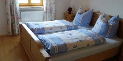 Monteurwohnung - Balkon - Deutschland - Schlafzimmer untere Wohnung - Haus am Hof