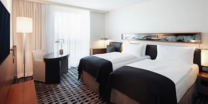 Monteurwohnung - TV - Falkensee - Monteurzimmer im InterContinental Hotel Berlin