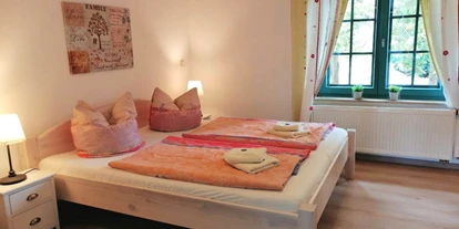 Monteurwohnung - Frühstück - Deutschland - Wohnung Apartment - Schlafzimmer 1 - Landhaus Teichgraf