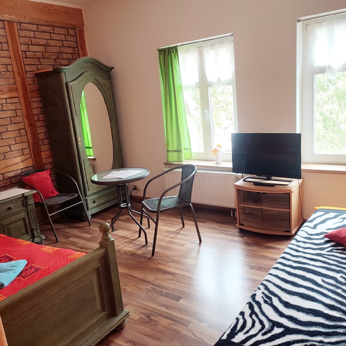 Monteurzimmer: Zimmer  - Ferienwohnung Sylvia