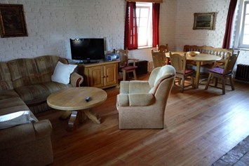 Monteurzimmer: Wohnzimmer mit TV/SAT und WIFI - Stahlavy