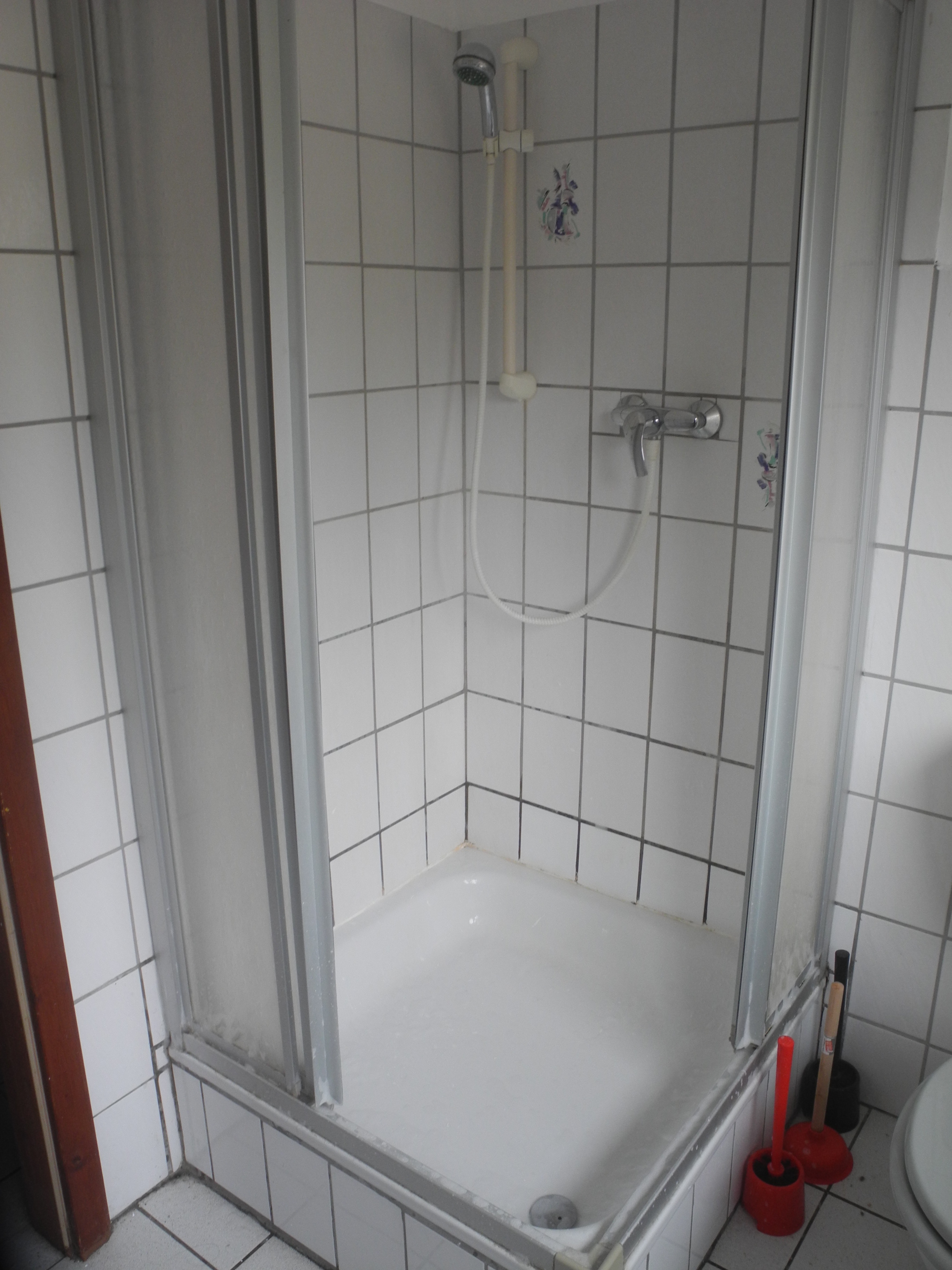 Monteurwohnung - WLAN - Wiesbaden - Schöne 3 Zimmer Wohnung / 1-3 Personen