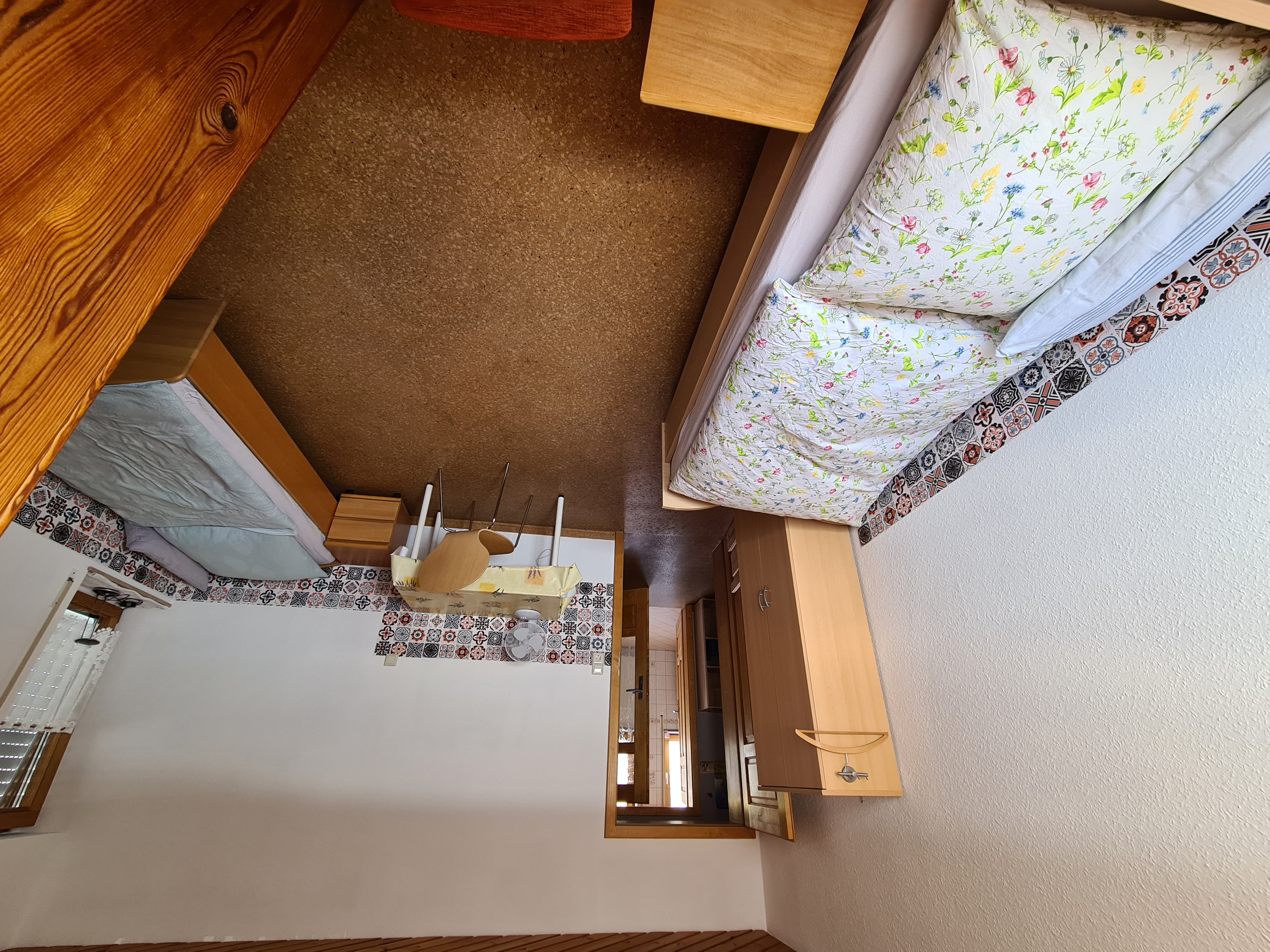 Monteurzimmer: Moderne behagliche Monteurwohnung mit Wäscheservice