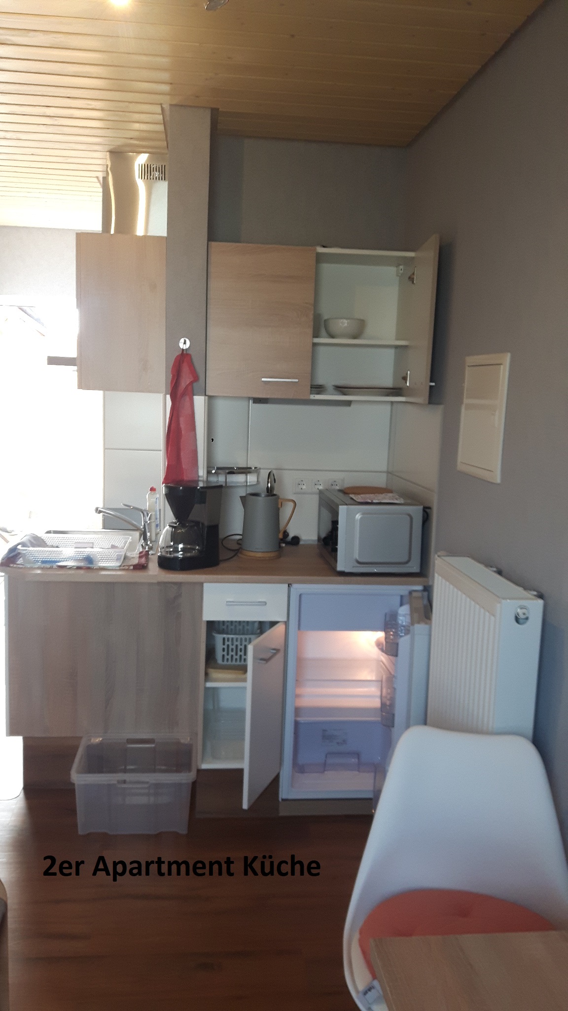 Monteurzimmer: Moderne behagliche Monteurwohnung mit Wäscheservice